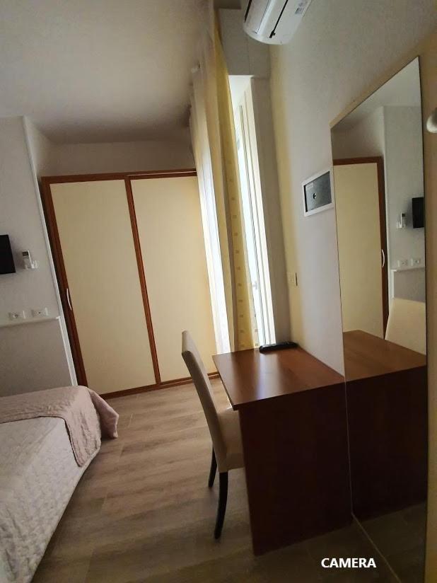 B&B Airone Cervia - Camere E Appartamenti Экстерьер фото