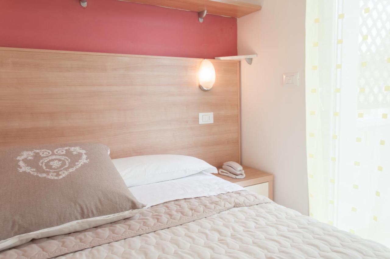 B&B Airone Cervia - Camere E Appartamenti Экстерьер фото